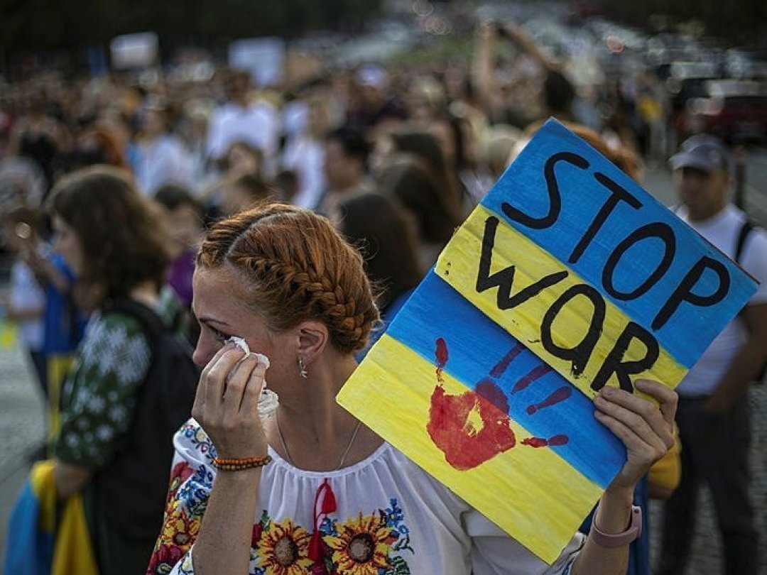Face à l'invasion de l'Ukraine, l'Europe des démocraties s'est dressée d'une seule voix, note Jacques-André Tschoumy,